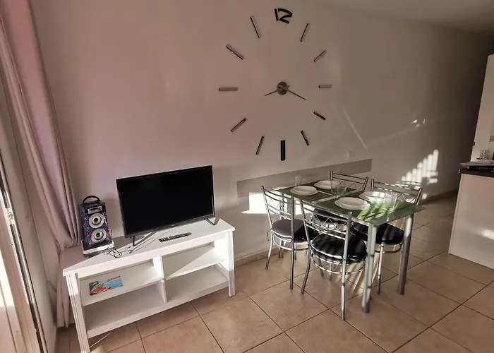 Casa Maggiore Di 3 Lovely * طوستا ديل سيلونثيو