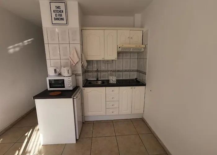 Casa Maggiore Di 3 Lovely بيت للعطل طوستا ديل سيلونثيو