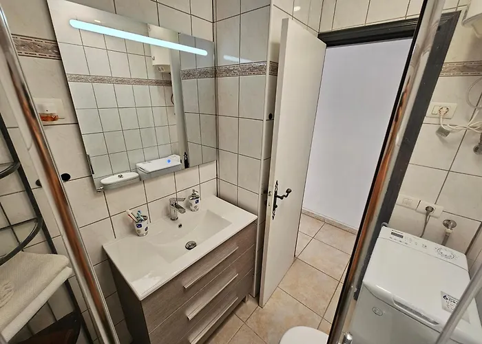 Casa Maggiore Di 3 Lovely * طوستا ديل سيلونثيو